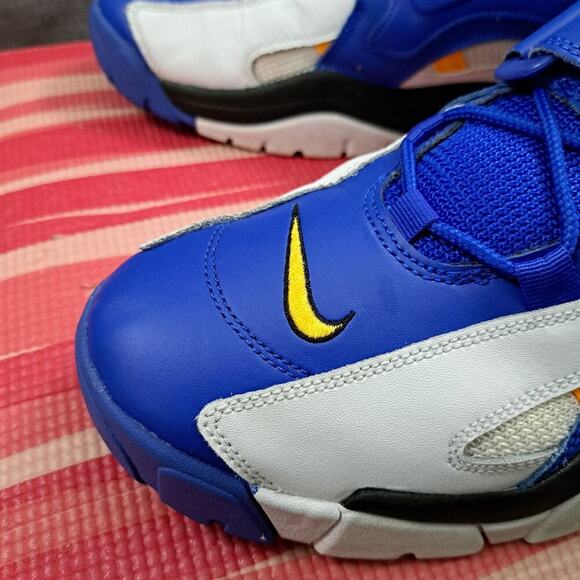 Nike Air Barrage Mens Shoe Size 13 AT7847-100 Mid Blue Orange White Sneaker - Picture 8 of 12